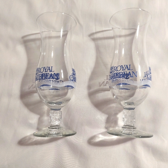 2 Royal Caribbean Glasses - Picture 1 of 5